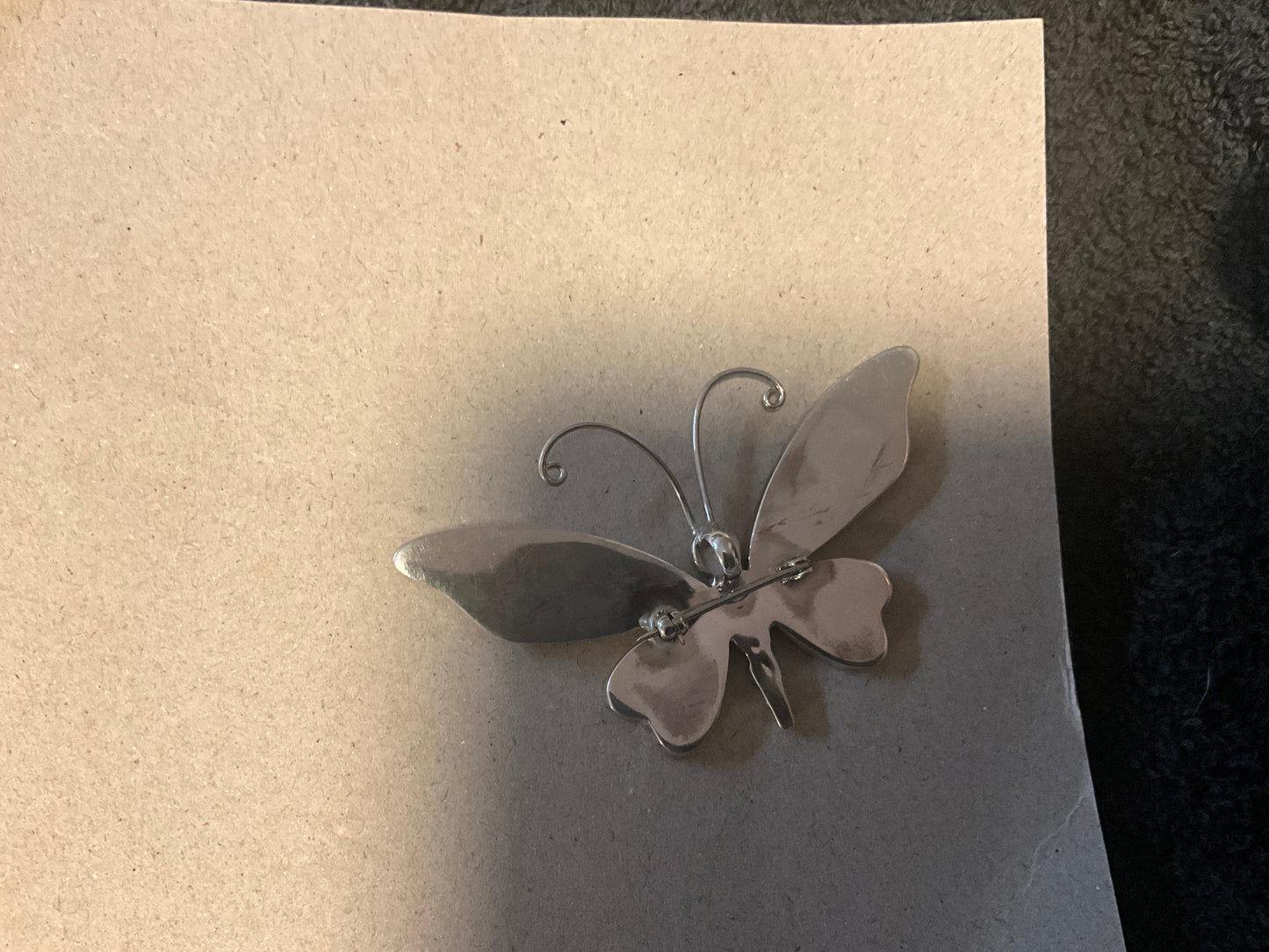 Vintage Mother of Pearl Butterfly Brooch – Silver Tone Inlay