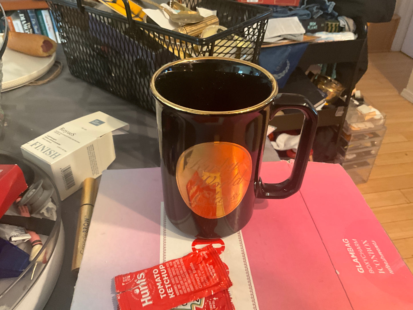 Vintage Kirby “World Class” Mug – Tams England Black & Gold Ceramic