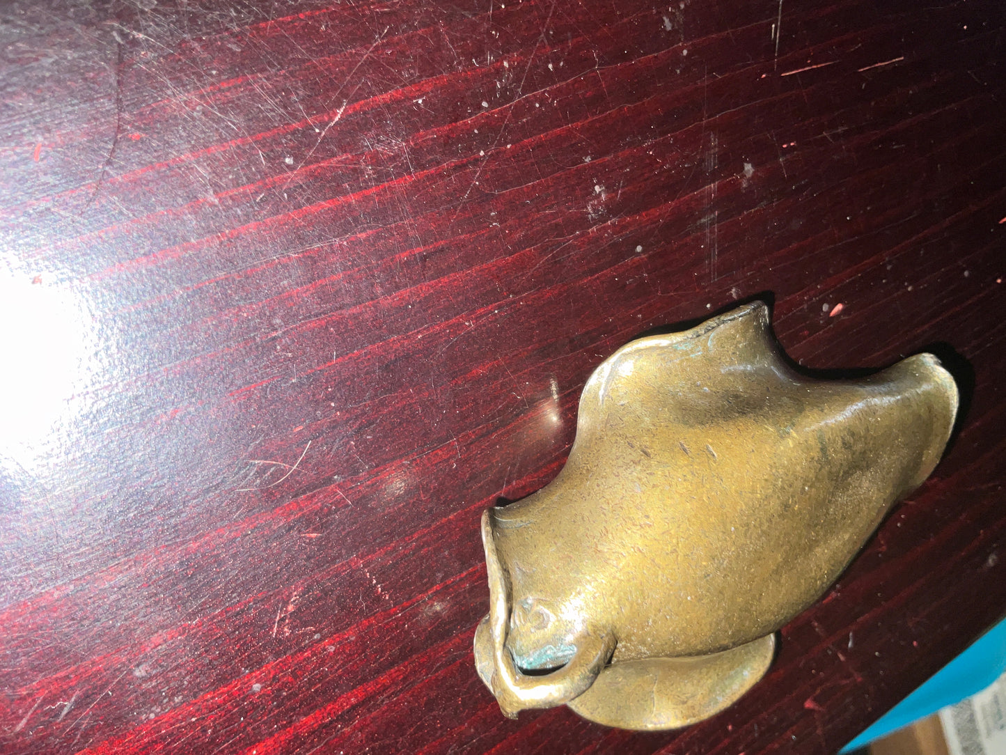 Vintage Solid Brass Leaf Dish – Mid-Century Trinket Catchall