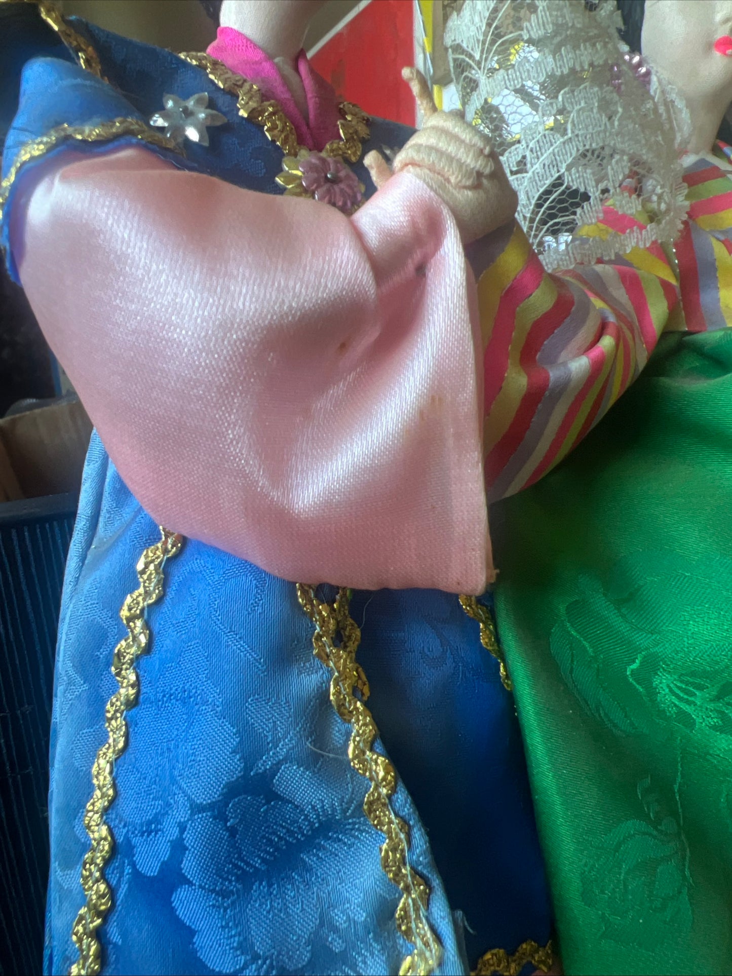 Korean Traditional Handicraft Hanbok Dolls Wedding Collectible Figure Gift
