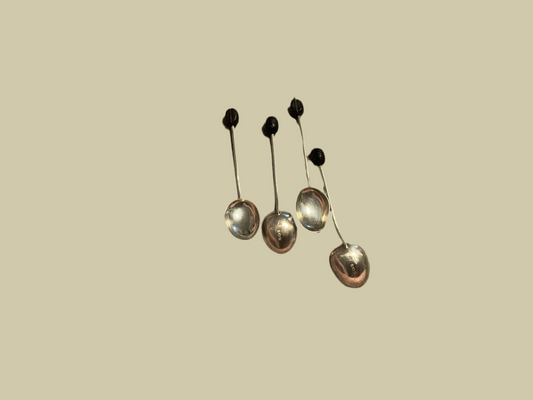 Set of 4 Birmingham Sterling Silver Salt Spoons with Ebony Finials – 1913