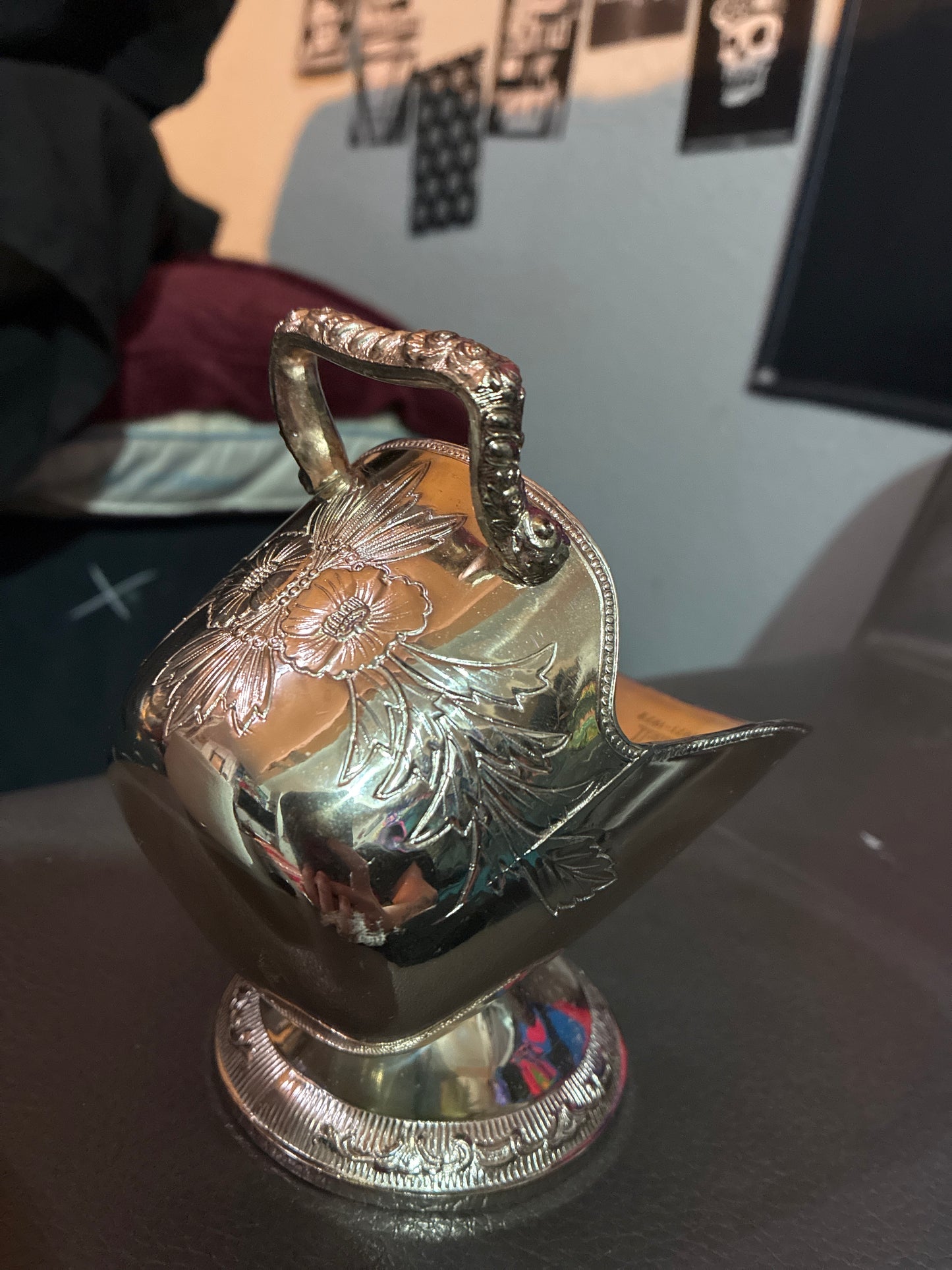 Amazing Elegant Vintage Collectible FB ROGERS SILVER Co Silver Plate Ornate Floral Etched Footed Sugar Scuttle w/Small Scoop